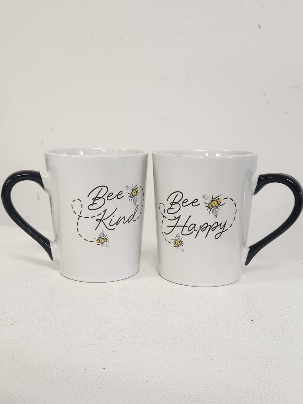 🐝 Bee Kind & Bee Happy Mug Set – New